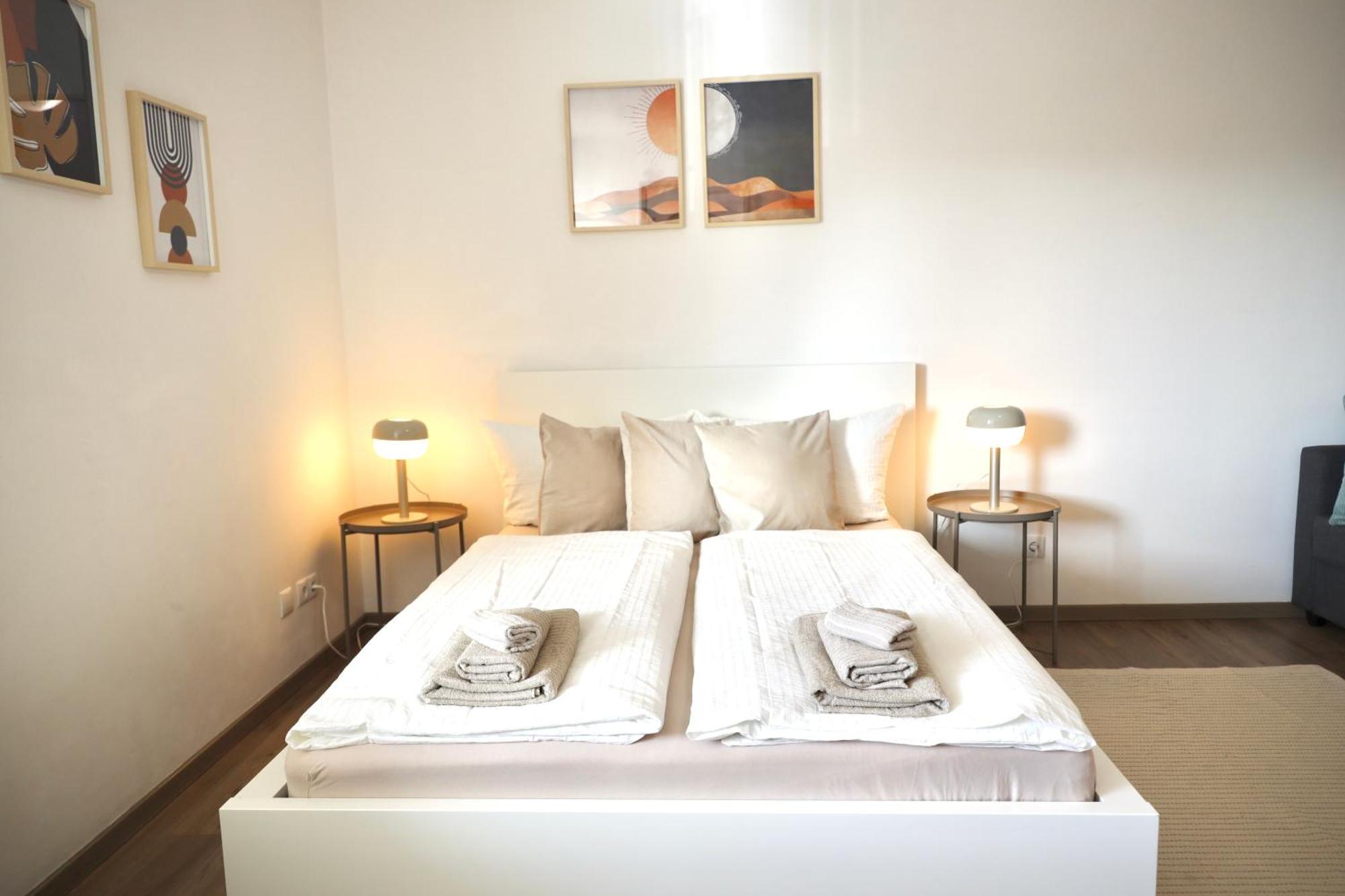 Stylisches Studio Mit Privatem Stellplatz Wenige Minuten Von Der Innenstadt & Mosel 科布倫茨 外观 照片